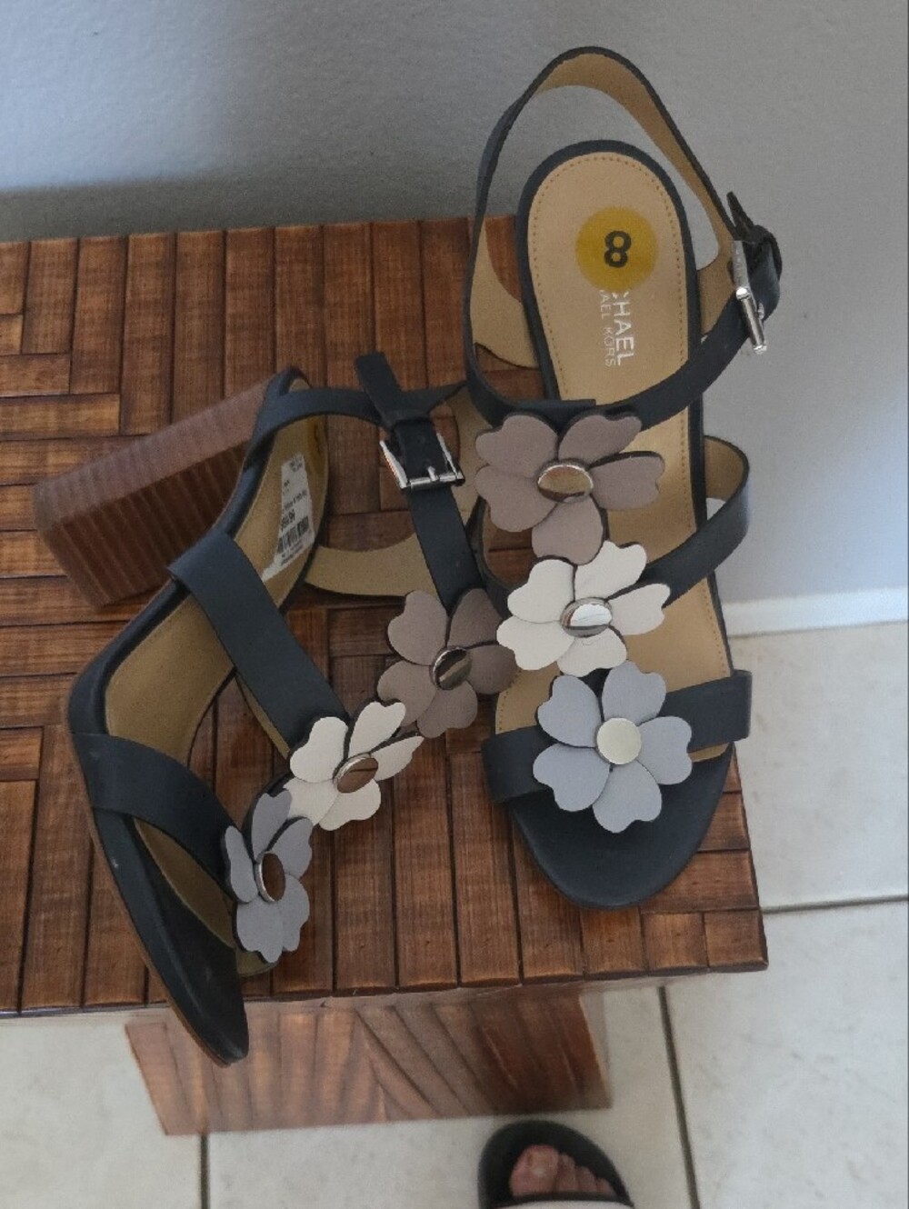 Michael Kors Black Slingback Sandals with Multicolor Floral Appliqués - Picture 9 of 9